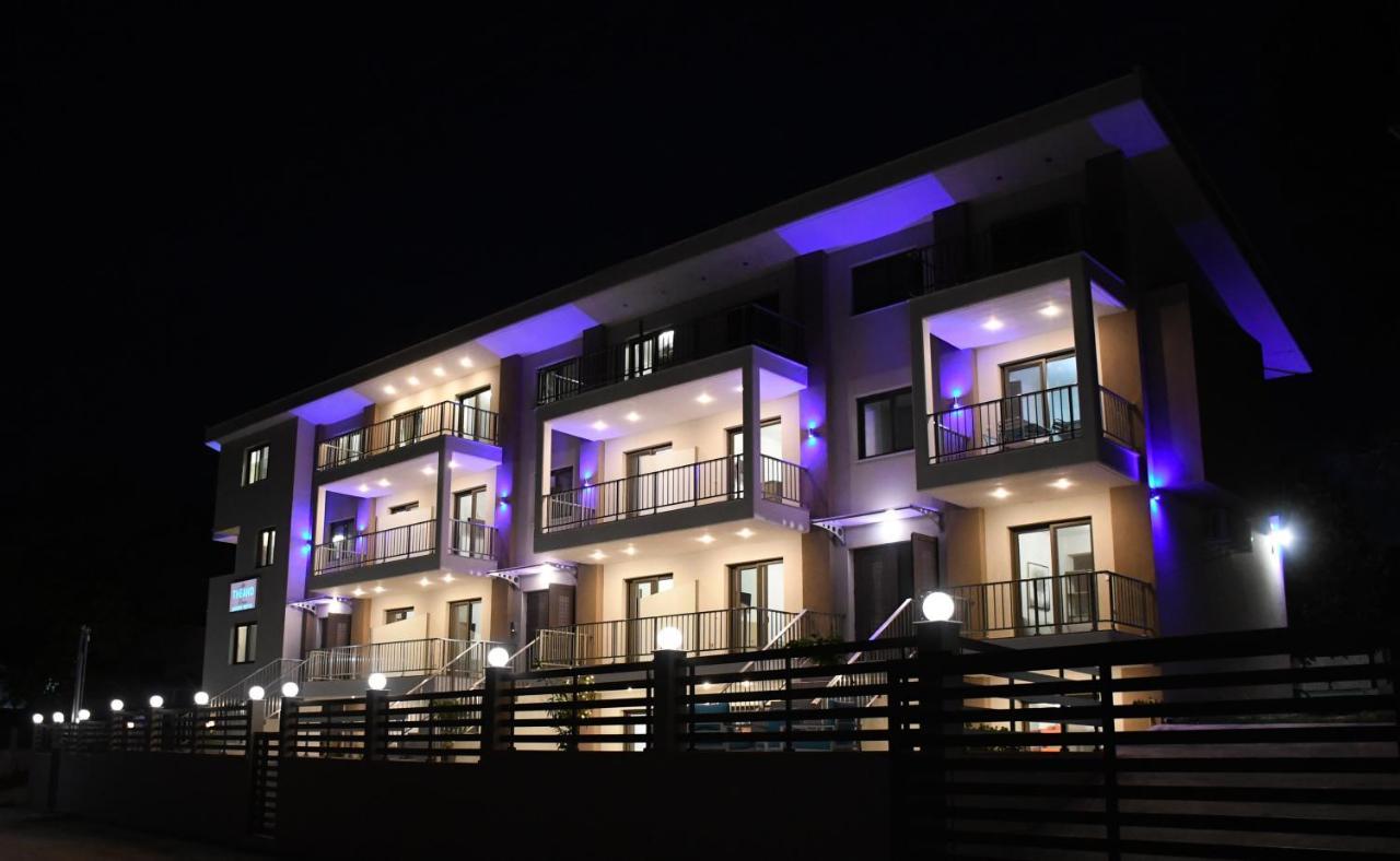Theano Luxury Suites Nikiti Exterior photo